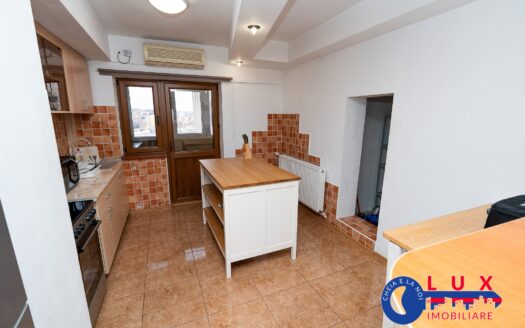 ID 636 DE INCHIRIAT – Apartament 3 camere ULTRACENTRAL