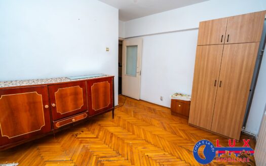 ID 616 DE ÎNCHIRIAT – Apartament 3 camere