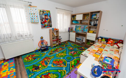 ID 3639 Apartament modern, 3 camere, mobilat și utilat – gata de mutare!