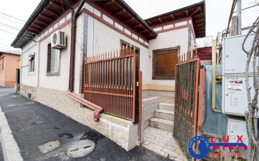 ID 6739 EXCLUSIVITATE – Casă de vânzare – Strada Traian