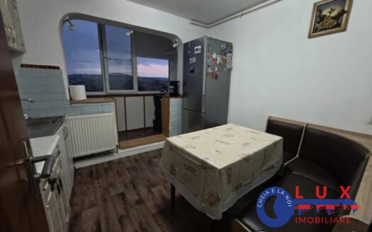 ID 3658 Apartament 3 camere – strada Sabinelor