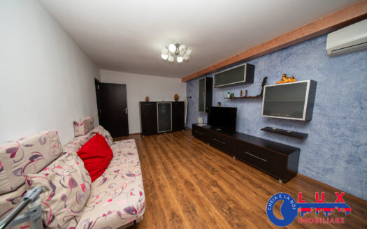 ID 343 Apartament cu 3 camere # INCHIRIERE!!!