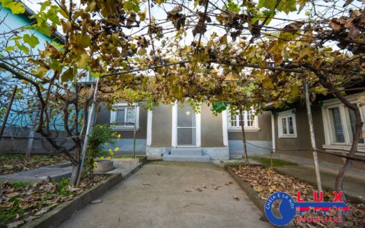 ID 6735 Casa la sol *Str. Viticulturii