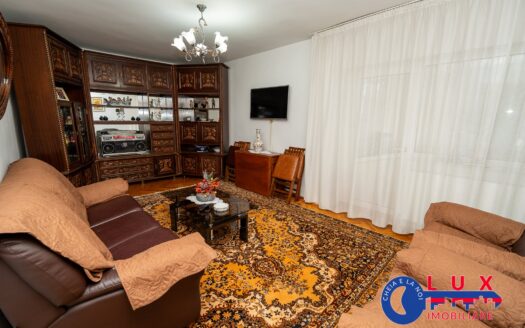 ID 635 DE INCHIRIAT – Apartament 3 camere strada Victoriei