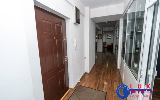  ID 4227 DE VÂNZARE – Apartament 5 camere – Str. Babadag