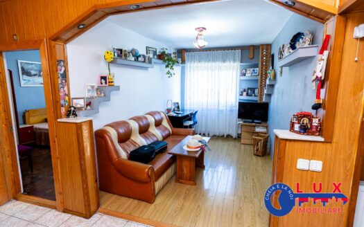ID 3613 Apartament 3 camere pe Strada Babadag