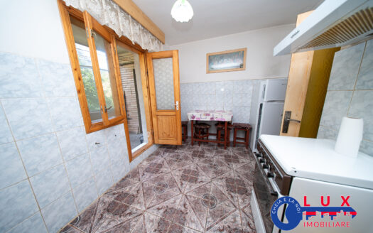 ID 3674 Apartament cu 3 camere – Cartier C5