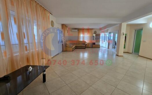 ID 461 Apartament 4 camere spre ÎNCHIRIERE