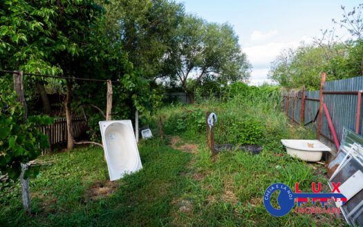ID 7827 TEREN CU CASĂ DE VÂNZARE – STRADA ORIZONTULUI