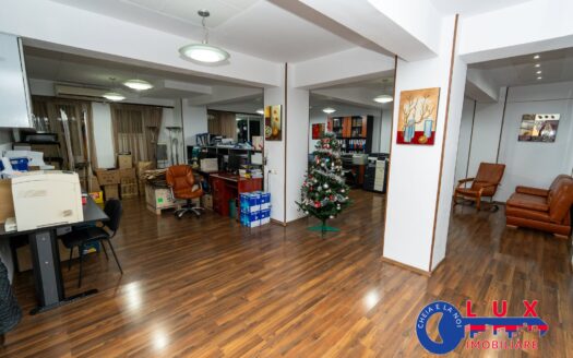  ID 4227 DE VÂNZARE – Apartament 5 camere – Str. Babadag