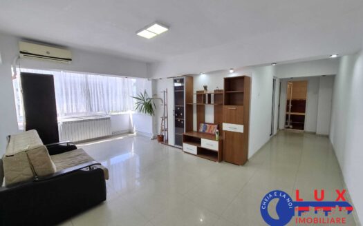 ID 667 DE INCHIRIAT – Apartament 3 camere ULTRACENTRAL