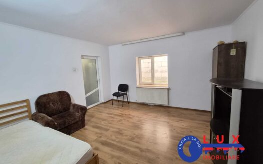 ID 9520 DE ÎNCHIRIAT: CASĂ SPAȚIOASĂ P+M | 6 Camere (Capacitate până la 15 persoane) | Ultracentral
