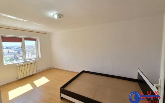 ID 669 Apartament 3 camere la casă *Strada Malcoci